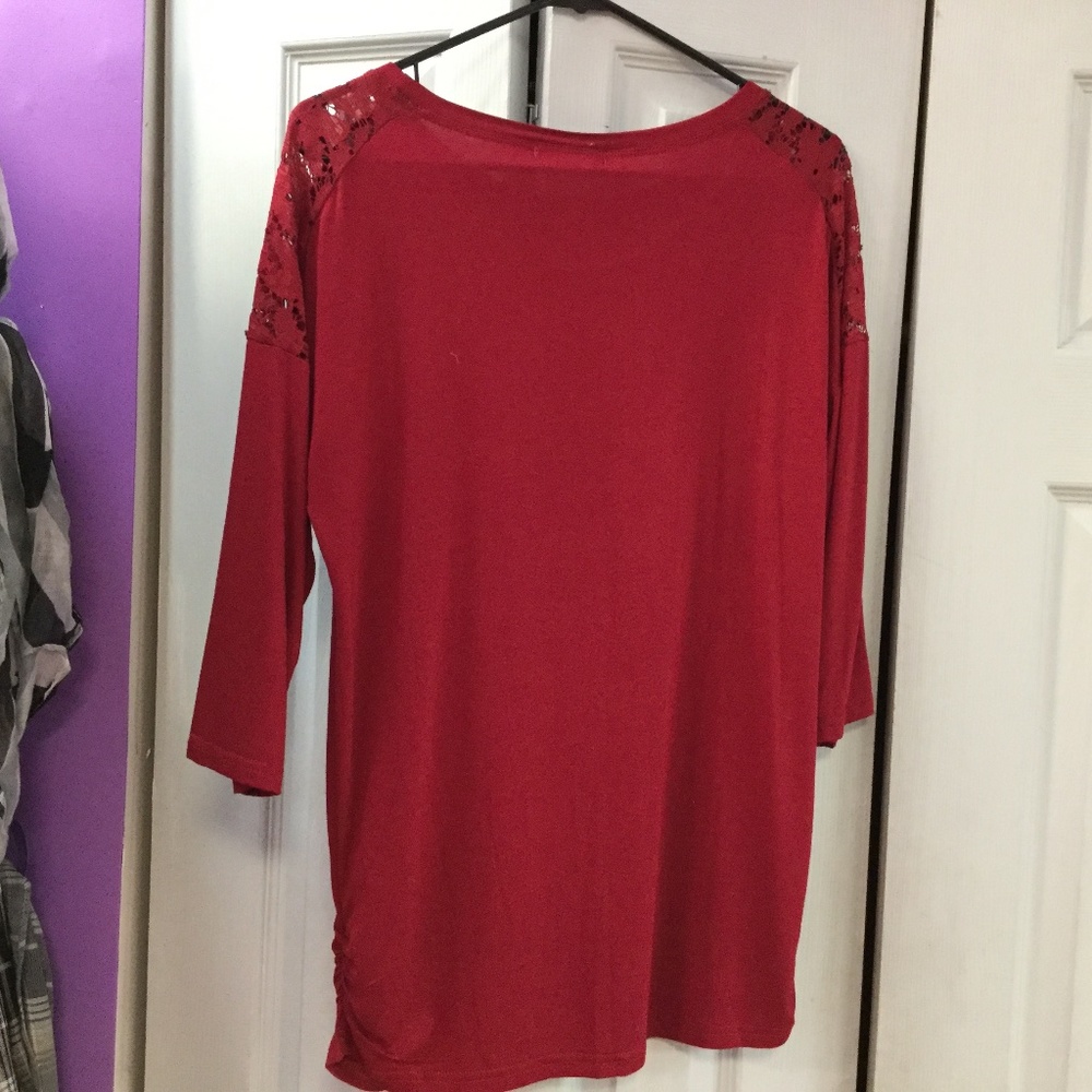 Beautiful red Julia red top